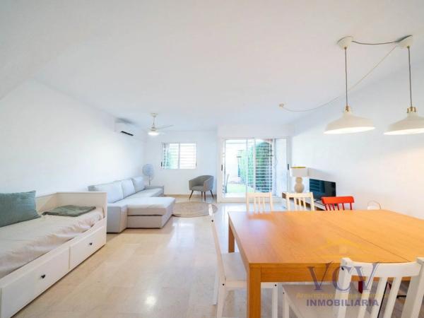 Chalet adosado en avenida Capiscol