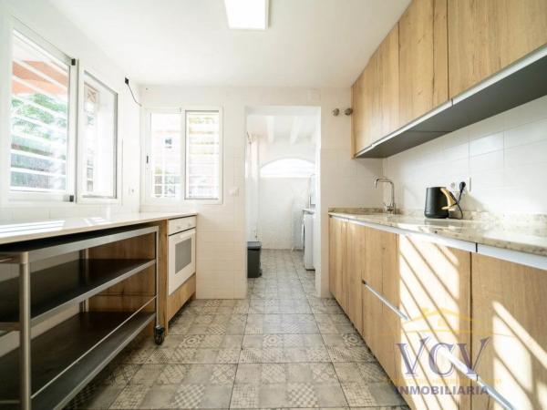 Chalet adosado en avenida Capiscol