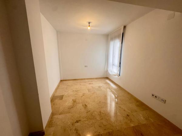 Piso en calle la Huerta, 104