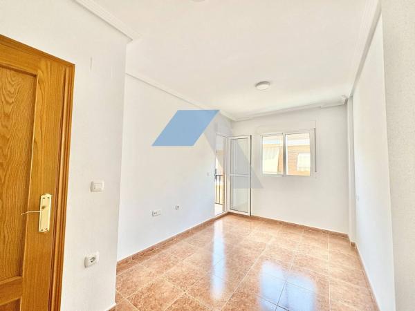 Casa independiente en calle Pizarro