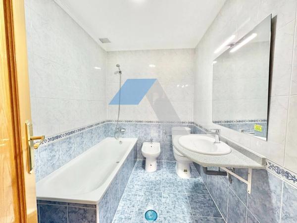 Casa independiente en calle Pizarro