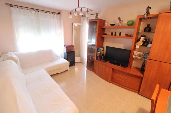 Piso en calle Río Turia, 23