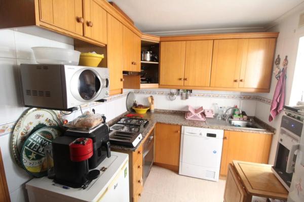 Piso en calle Río Turia, 23