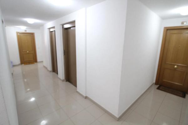 Piso en calle Río Turia, 23