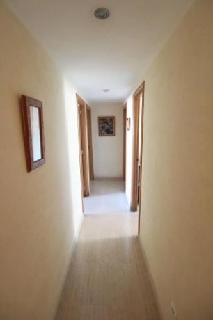 Piso en calle Río Turia, 23