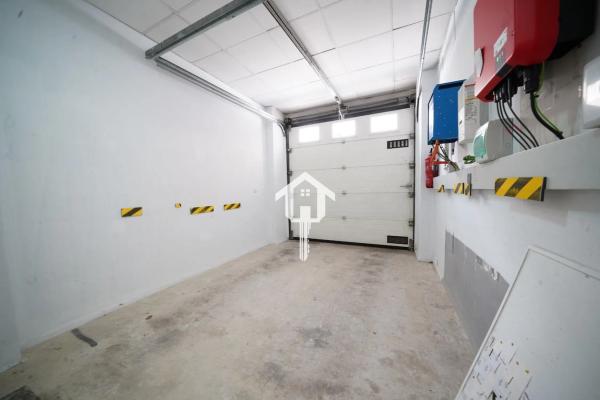 Chalet adosado en carretera Molinar