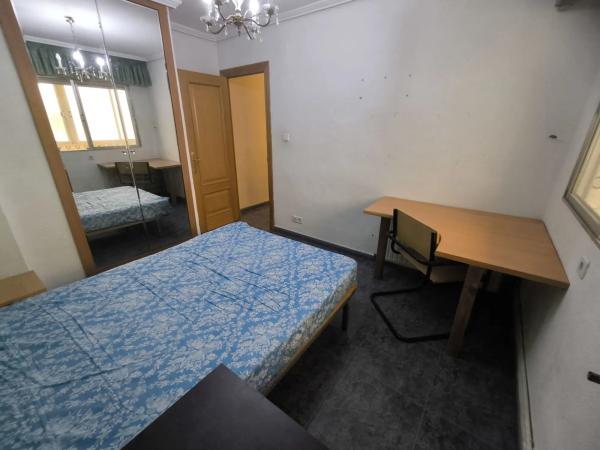 Piso en Barri Santa Rosa