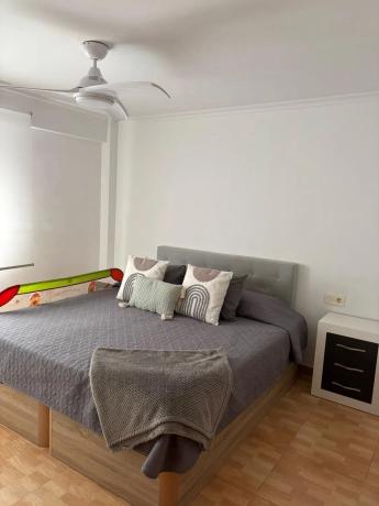 Piso en Barri Zona Nord