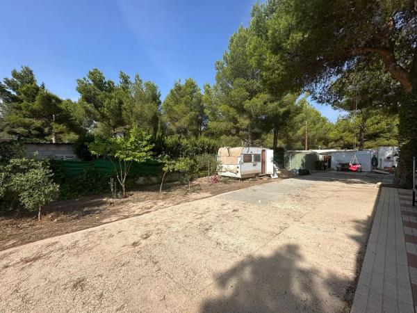 Casa independiente en urbanizacion terol