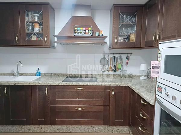 Piso en Barri Zona Nord