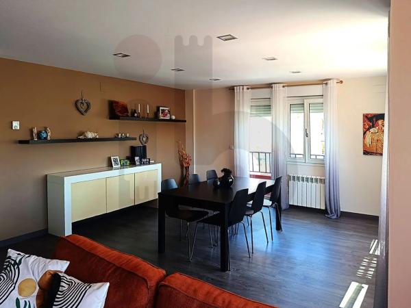 Piso en calle Santa Pola, 2