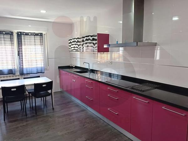 Piso en calle Santa Pola, 2