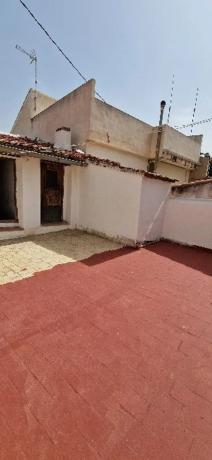 Casa rural en calle de Ramon y Cajal