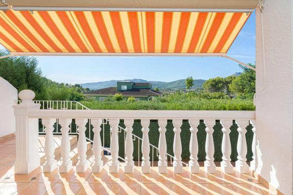 Casa independiente en calle los Robles