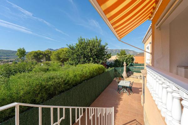 Casa independiente en calle los Robles