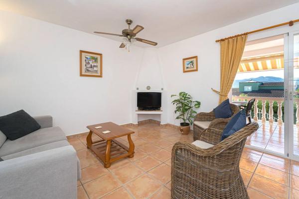 Casa independiente en calle los Robles