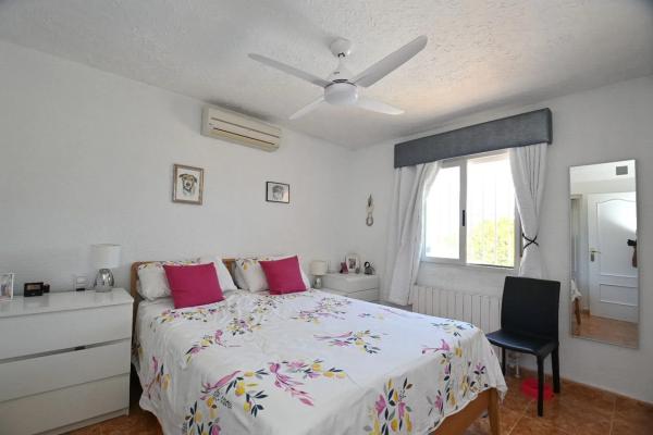 Casa independiente en Urbanització les Fonts