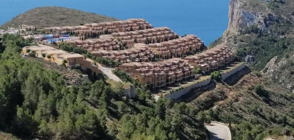 Ático en carretera a la Cala, 2