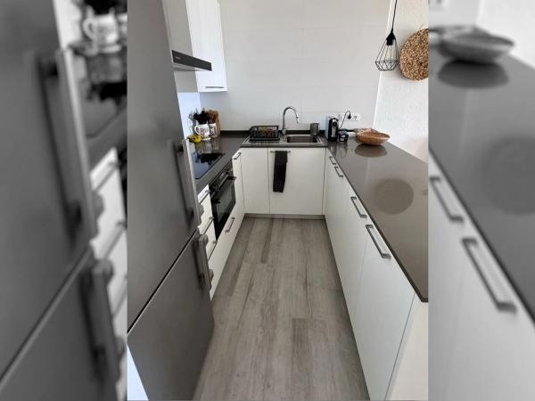 Chalet adosado en calle Pueblo de la Luz, 44