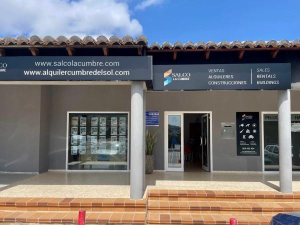 Chalet adosado en calle Pueblo de la Luz, 44