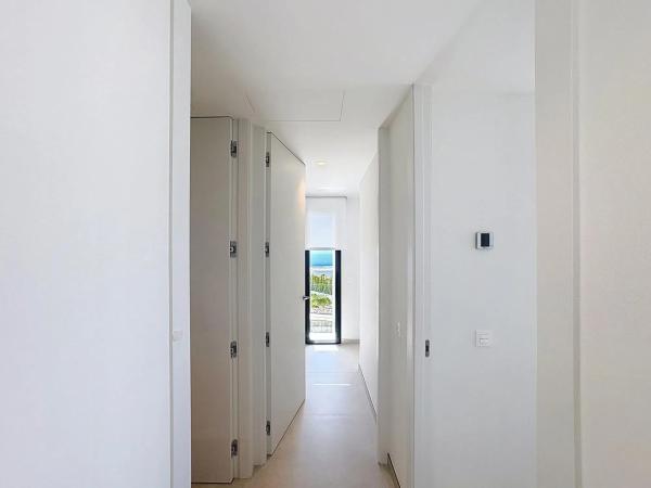 Casa independiente en calle Jazmines