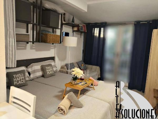 Piso en avenida Rosa de los Vientos