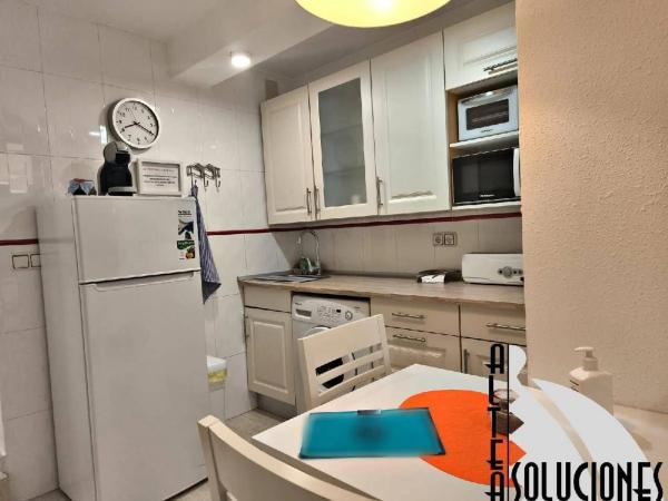 Piso en avenida Rosa de los Vientos