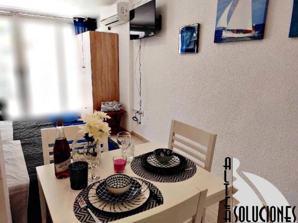 Piso en avenida Rosa de los Vientos