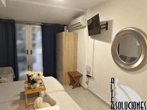 Piso en avenida Rosa de los Vientos