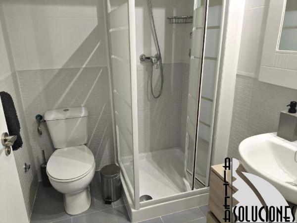 Piso en avenida Rosa de los Vientos