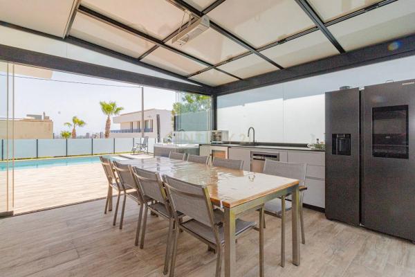 Casa independiente en Partida Benicolada, 2 s