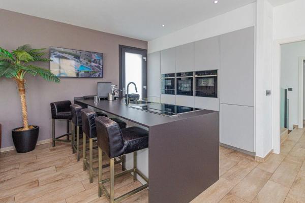 Casa independiente en Partida Benicolada, 2 s