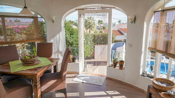 Chalet en Manzanera-Tosal