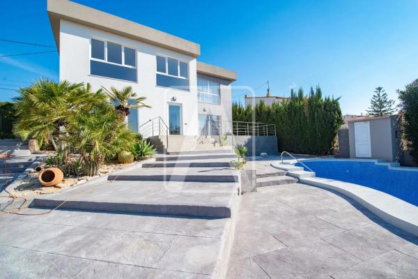 Chalet en Cometa-Carrió