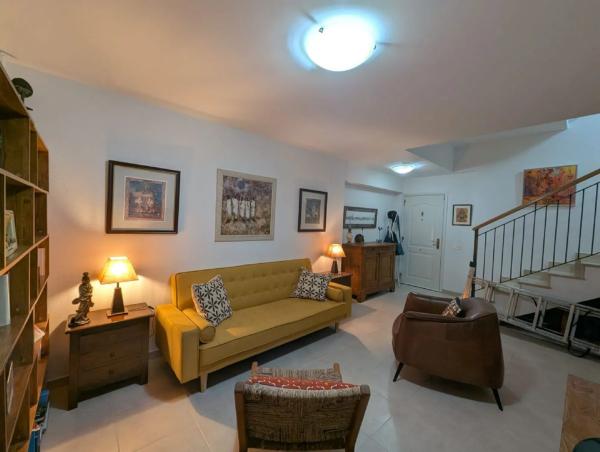 Dúplex en Partida Maryvilla