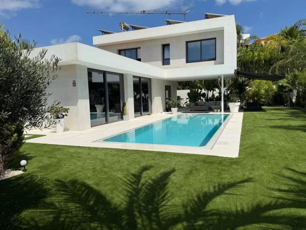 Casa independiente en Partida Placita Roig I