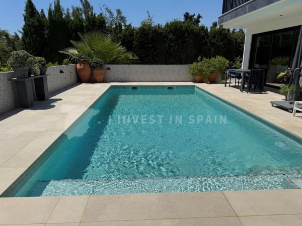 Casa independiente en Partida Calalga