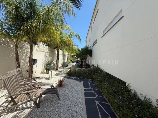 Casa independiente en Partida Calalga