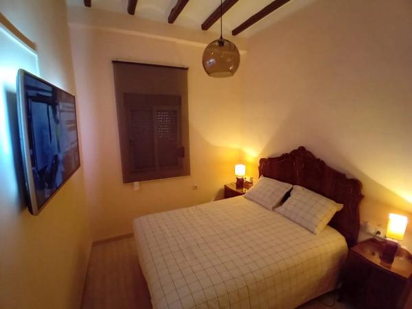 Chalet adosado en calle Santa Anna, 3