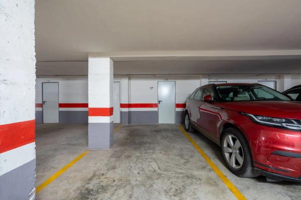 Piso en calle D'Adrastea