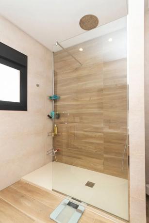 Casa independiente en calle Niobe