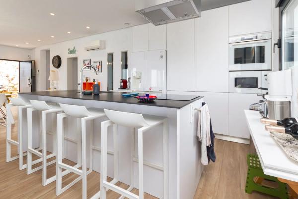 Casa independiente en calle Niobe