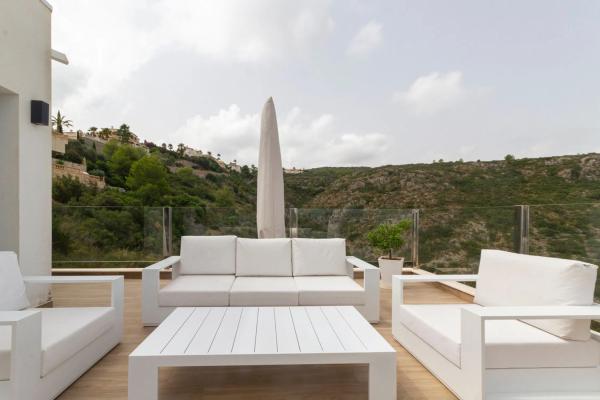 Casa independiente en calle Niobe