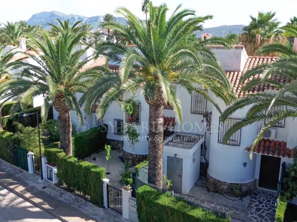 Chalet adosado en calle Òliba s/n