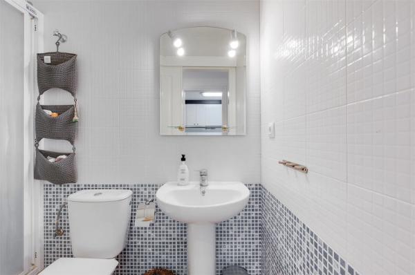 Chalet adosado en calle Bot