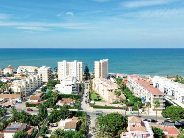 Chalet adosado en calle Òliba s/n
