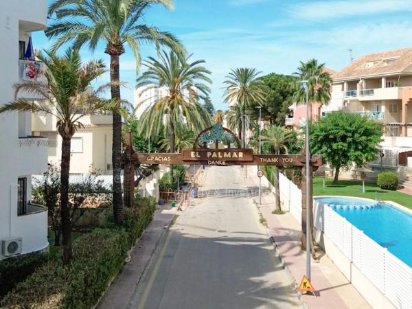 Chalet adosado en calle Òliba s/n