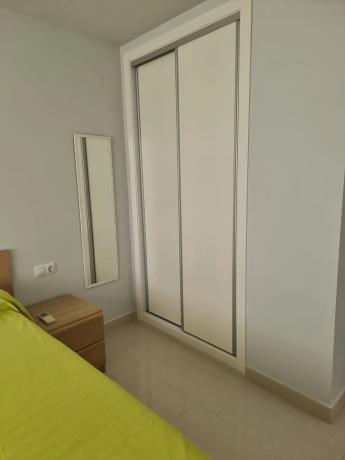 Chalet pareado en calle Drago, 2