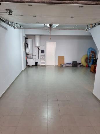 Chalet pareado en calle Drago, 2