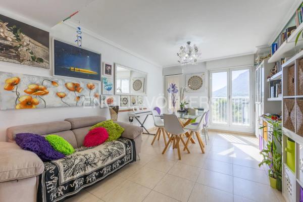 Piso en avenida de Joan Fuster